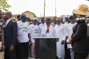 Edo governor orders hostel upgrade at  ESPU, pledged  two buses‎